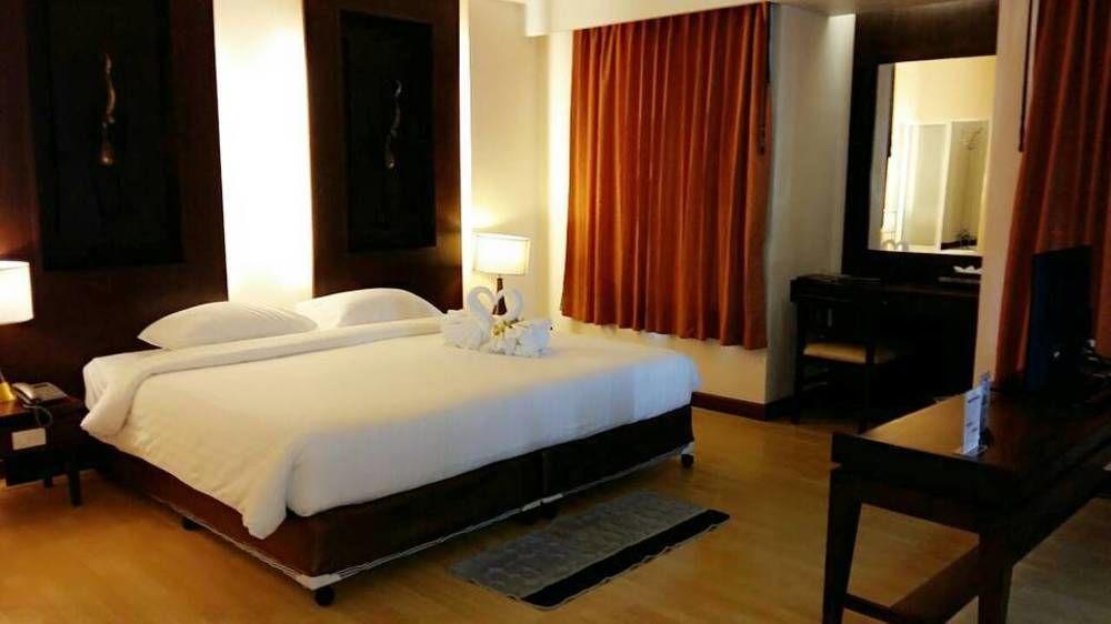 โรงแรม ไอยรา พาเลส Pattaya